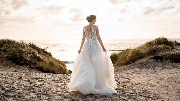 Sneak_Peek-02090