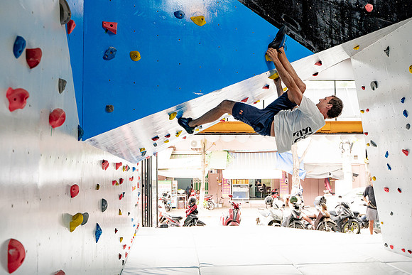 DanangClimbingGym-08107