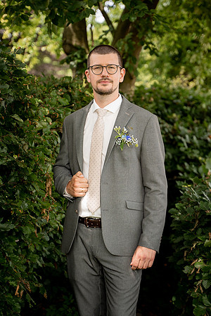 SNEAKPEEK-02569